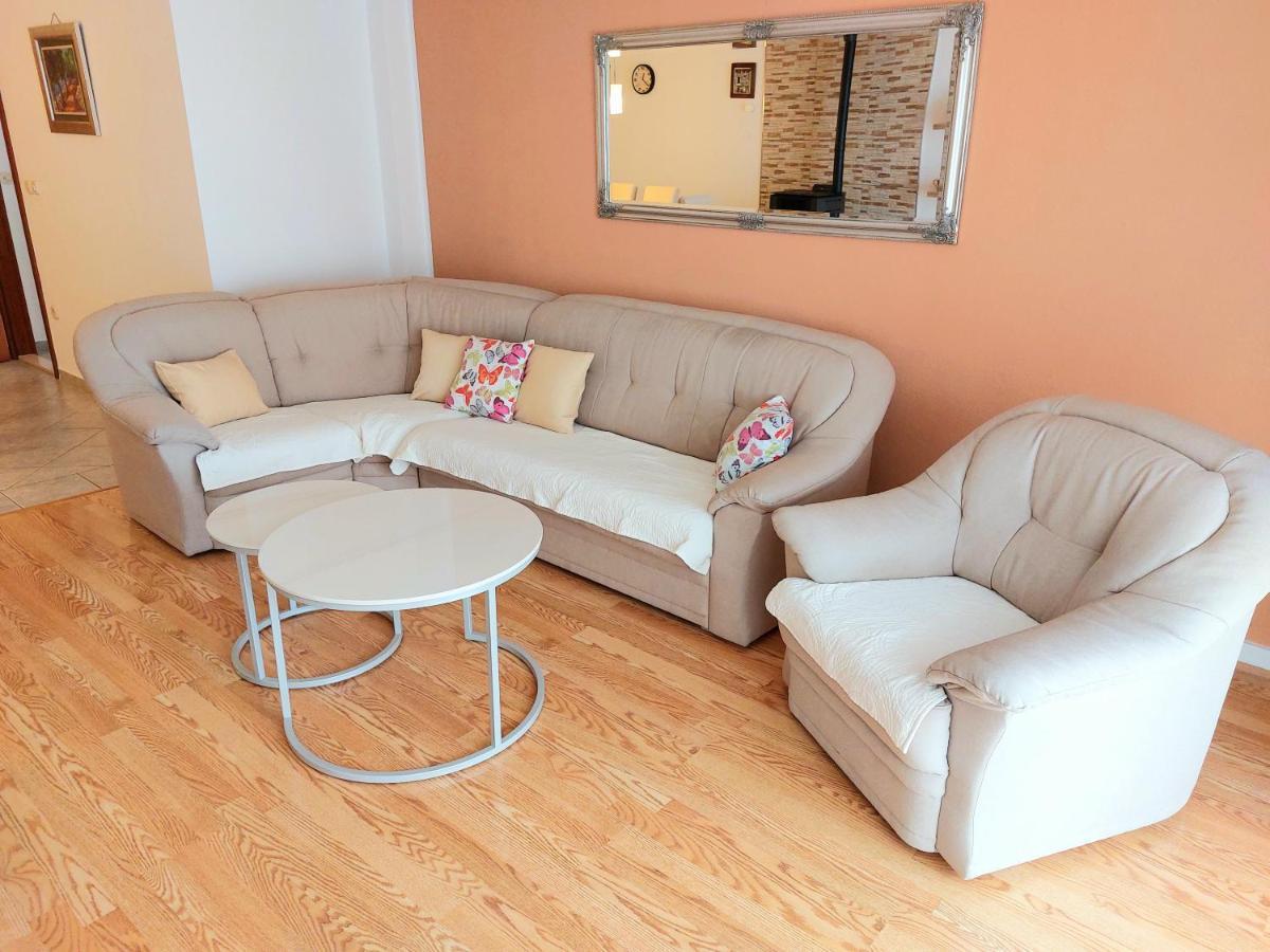Apartment With Private Pool "Patricia" Makarska Dış mekan fotoğraf