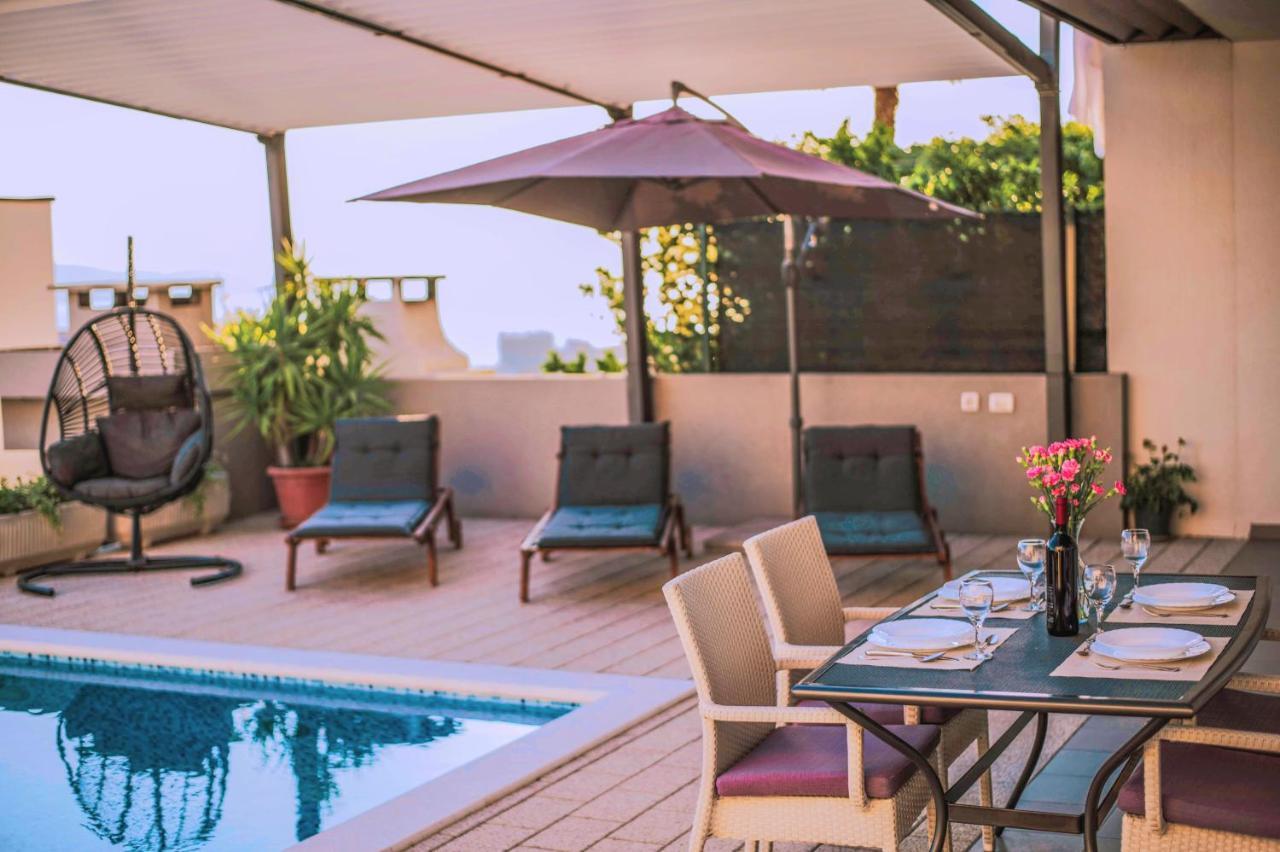 Apartment With Private Pool "Patricia" Makarska Dış mekan fotoğraf